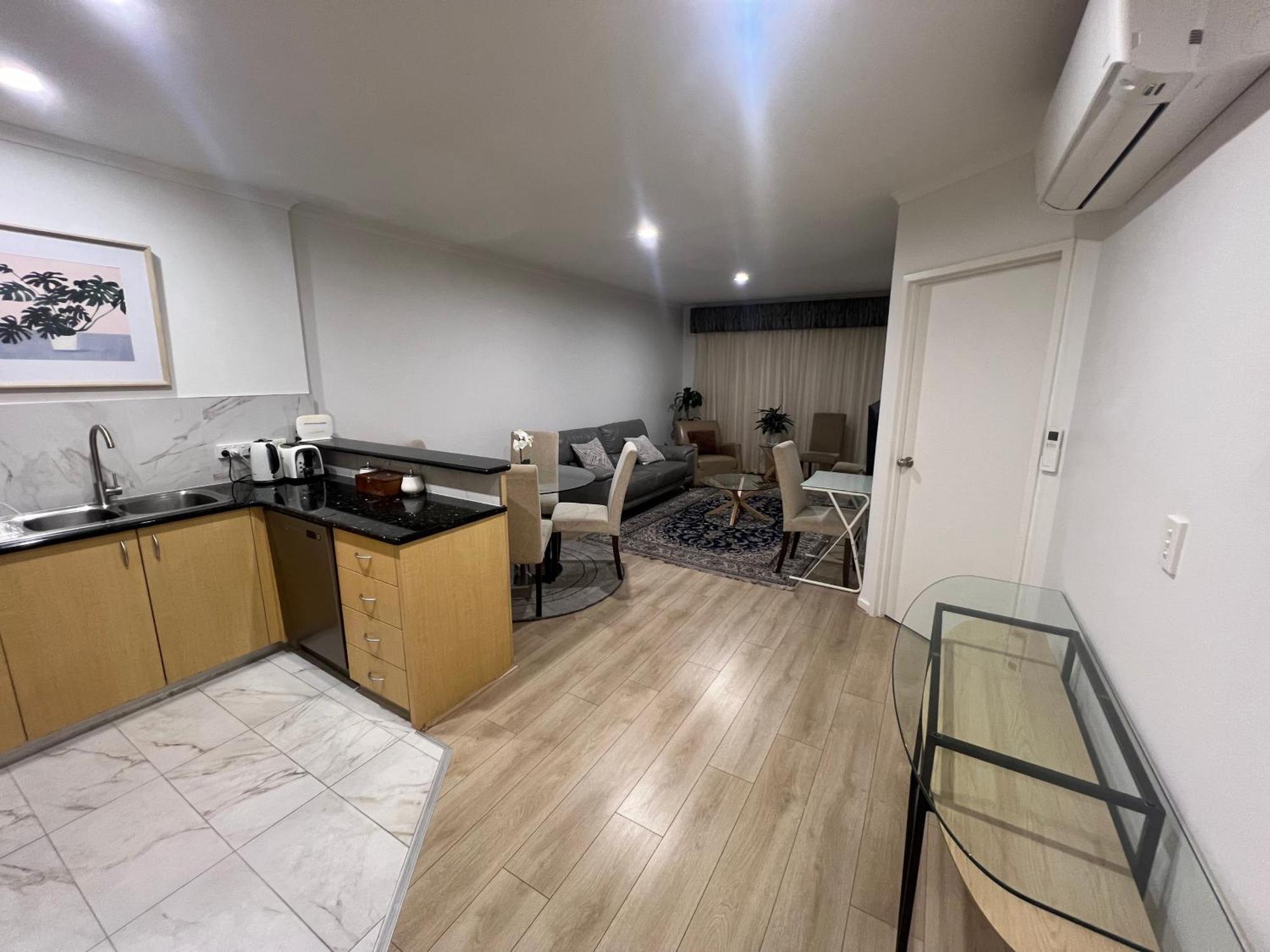 Adelaide Cbd Apartment - 3Br, 2Bath & Carpark Eksteriør bilde